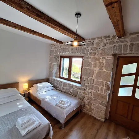 Stone House Iva Vinjani Donji *