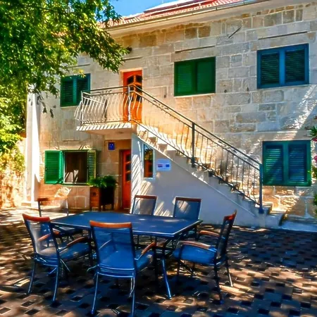 Stone House Iva Vinjani Donji Feriehus